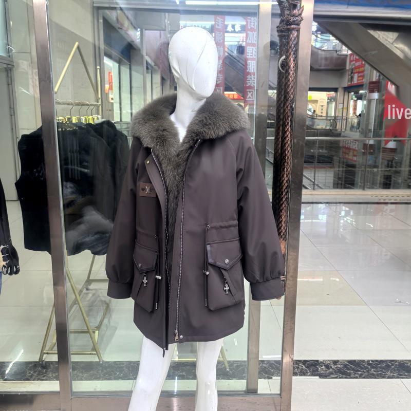 

Butterfly Love Faux Fur Parka with Fox Fur Collar and Rabbit Fur Lining L (120-140 jin)