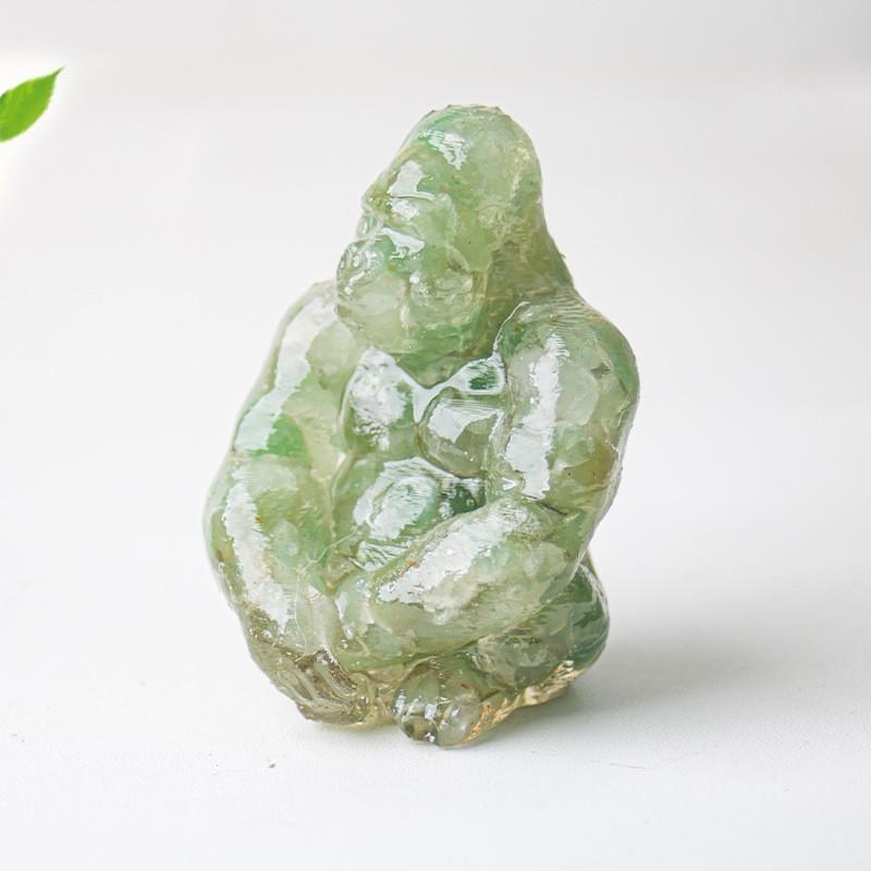 Statue de Gorille en Résine avec Pierres de Cristal Naturelles Pour Décoration de Bureau Cadeau Pour Amis
