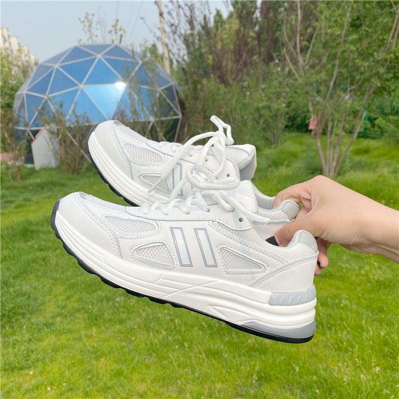 

Korean version of Hong Kong style new student casual sports shoes ins platform versatile street shot retro trend dad shoes 40