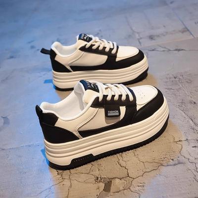 Thick-soled Versatile Little White Shoes Women's New Spring Lightweight Black and White Panda Shoes Versatile Sports and Leisure Board Shoes