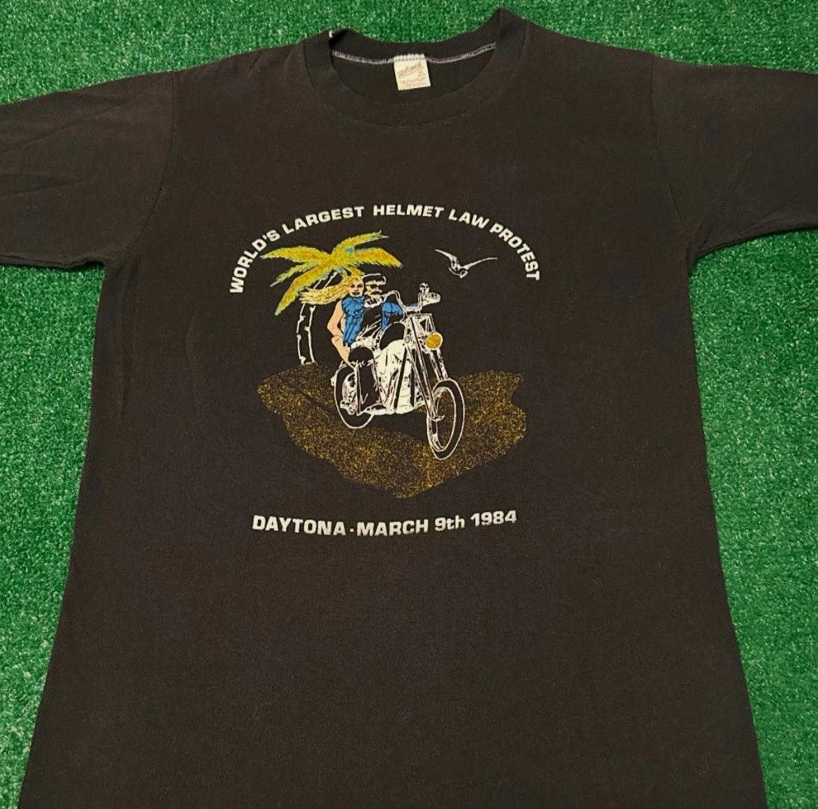 Vintage 80s Daytona Beach Biker Helmet Law Protest 1984 VTG Shirt M 3D Emblem L