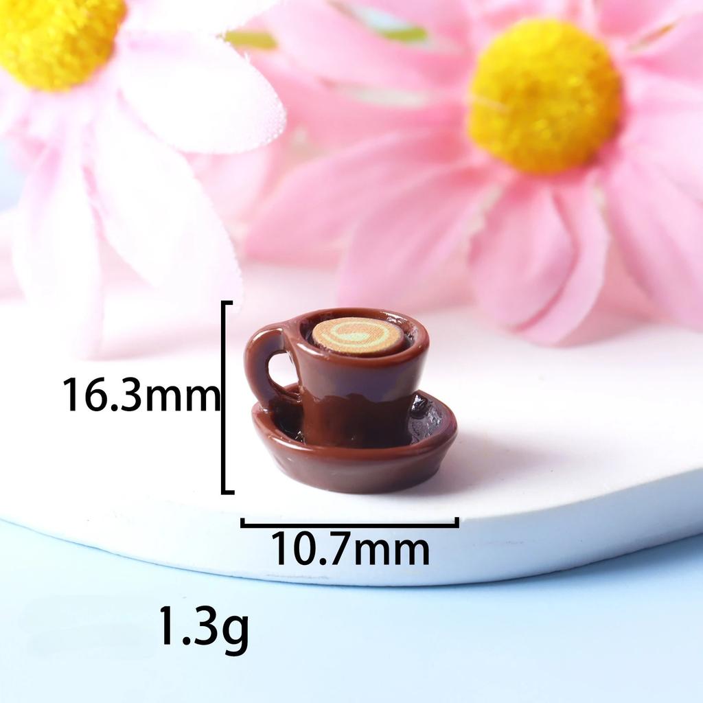 8 Stück Niedliche Mehrfarbige Kleine Kaffeetassen Anhänger 3D Harz Getränkebecher Ohrringe Anhänger Halskette Schlüsselanhänger DIY Schmuck Herstellen