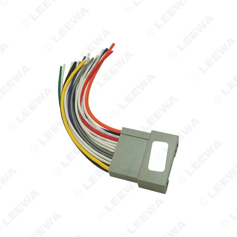 Honda Greiz/Envix/Crider/CRV CD Player Speaker Wire Harness Adapter
