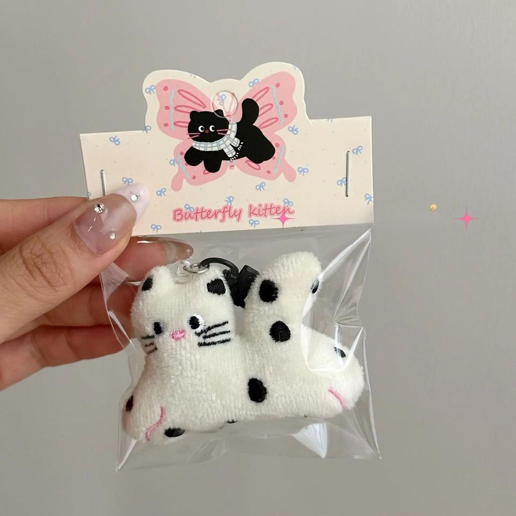 Cute Plush White Cat Keychain Kawaii Kitten Pendant for Girls Pen Bag Backpack Decoration Friends Couples Gift Party Favors