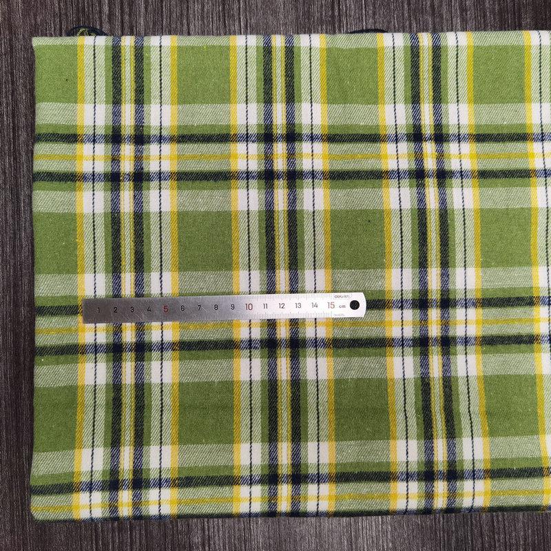 Spot Color-Woven Plaid Jacquard Fabric for Children's Autumn/Winter Brushed Polyester-Cotton Shirts