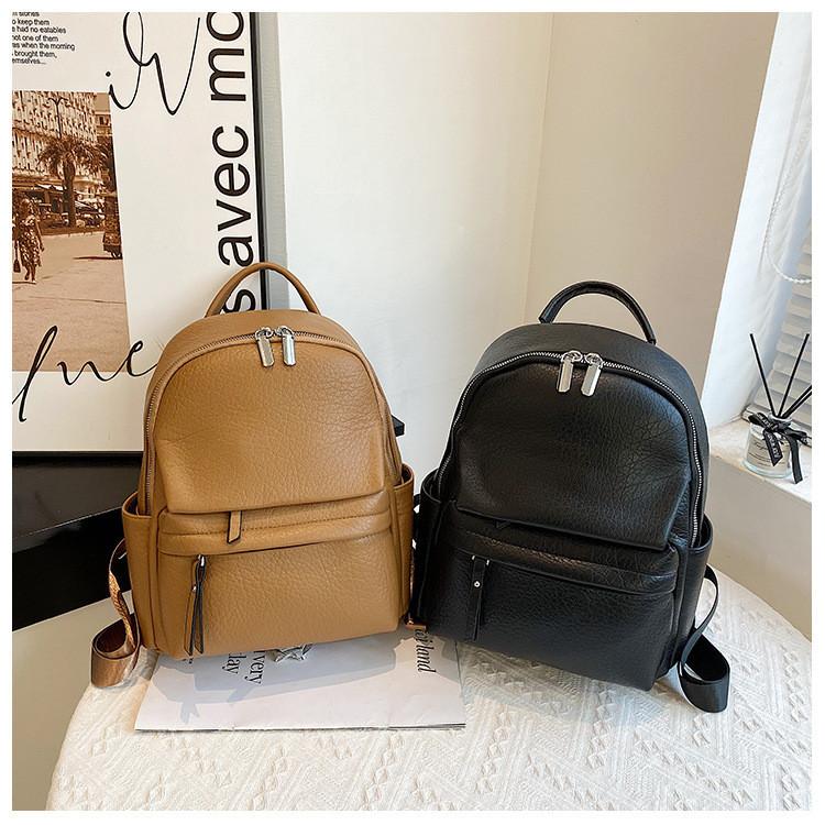 IELGY Backpack, High-quality Soft Leather Texture Simple Korean Version of Fashion Leisure Travel Backpack
