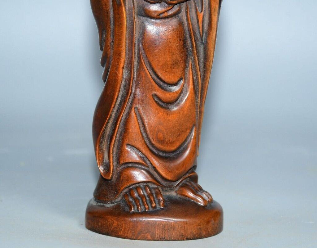 Kinesisk Antikk Buksved Utskåret Fin Arhat Buddha Statue Hjemmedekor Skulptur Kunst