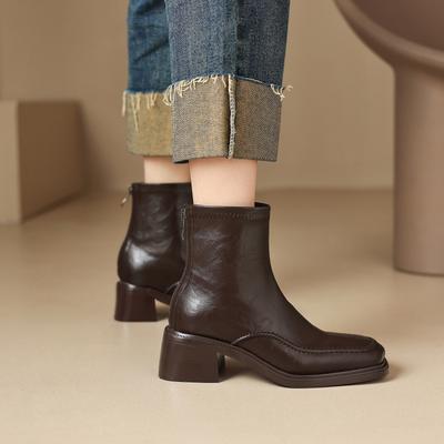 Autumn and Winter Leather Women's Martin Boots Rubber Sole Square Head Large Size Women's Boots Middle Heel Square Heel Korean Version of the New M