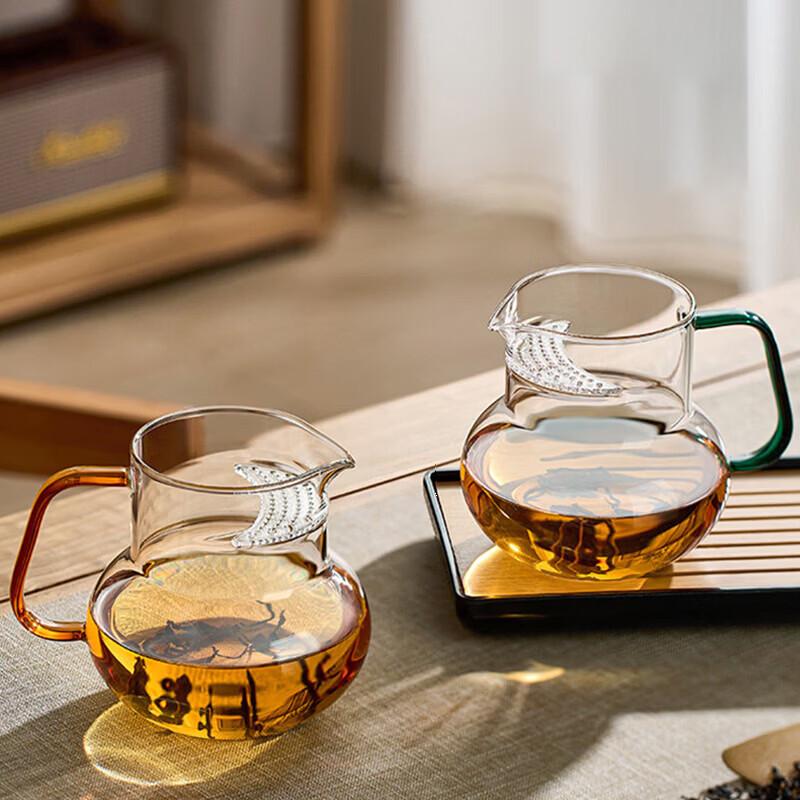 High Borosilicate Glass Crescent Teapot with Integrated Infuser