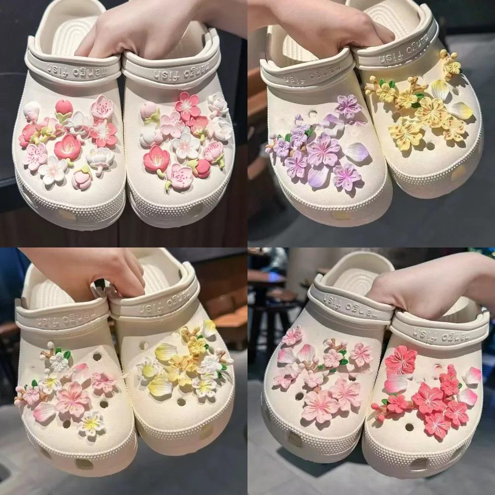 Shoe Charms Purple Flowers Designer DIY Cute Decoration for Clogs Party Accessories Kid Boy Women Girls Gift Ideas