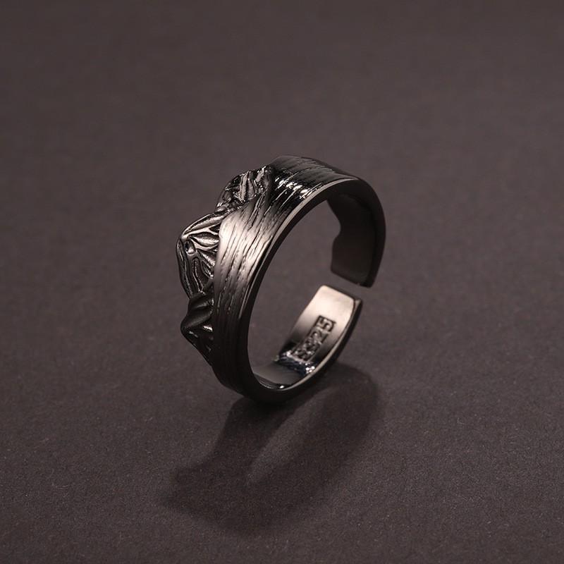 Adjustable Unisex Vintage Oxidized Copper Silver-Plated Geometric Ring With Hand-Carved Leshan Motif