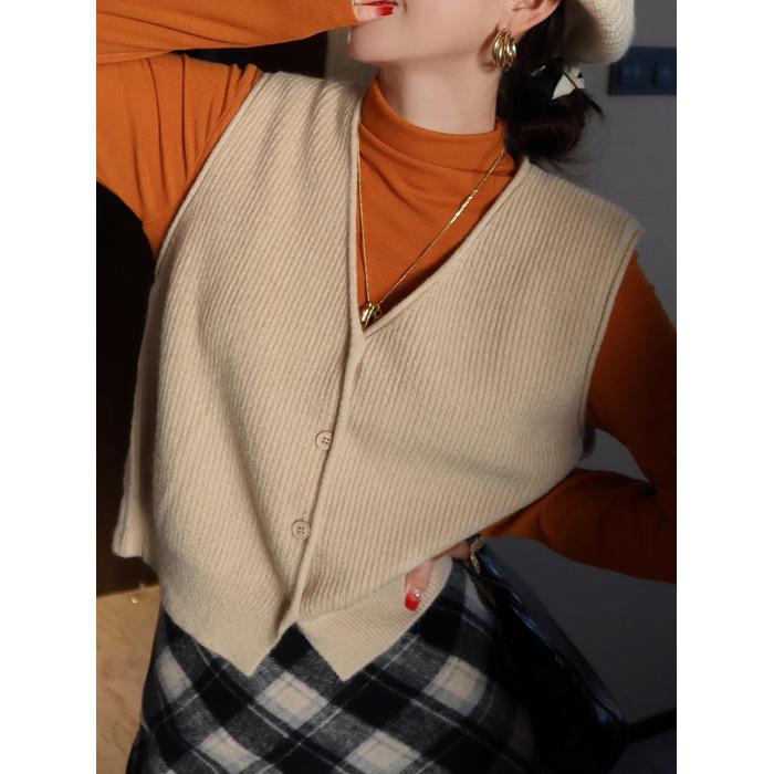 Knitted vest, vest, women's new vest in autumn and winter, stacked with foreign style fashionable sleeveless sweater and jacket