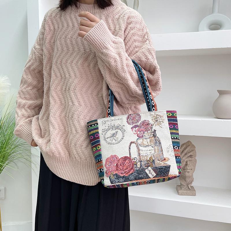 Canvas embroidery butterfly handbag bag middle-aged and elderly mother handbag women's ethnic style elephant women's bag