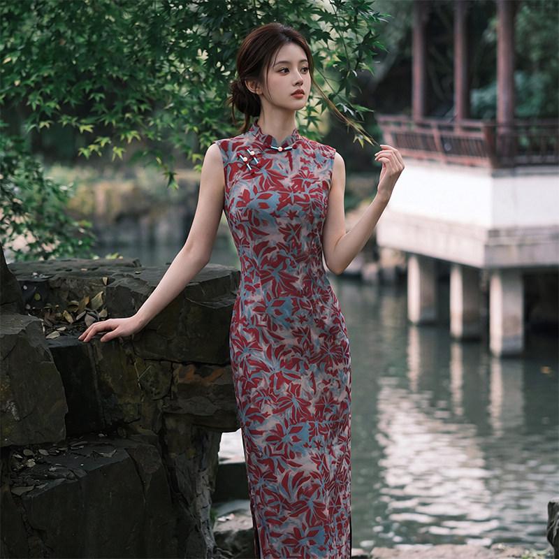 Red leaf sleeveless national style new Chinese daily Suzhou long cheongsam improved young 1011 new women's high sense
