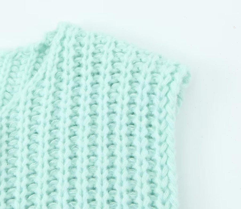 Women's Pocket Sleeveless Knitted Vest – 13 Colors, European & American Style, 2024 Spring & Autumn Collection