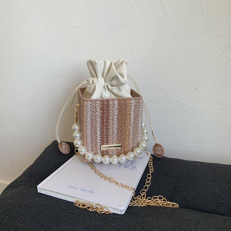 Pearl handbag women's 2025 new trendy small square bag fashion chain shoulder bag summer Internet celebrity woven bucket bag