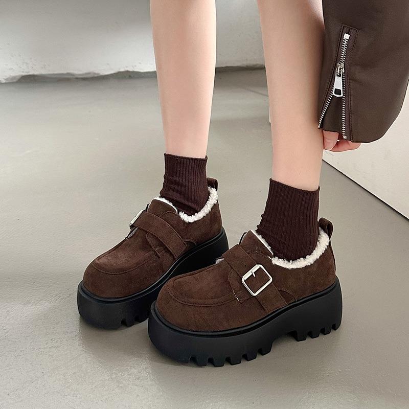 Autumn and winter Maillard thick-soled velvet warm women's small leather shoes lazy cotton shoes women