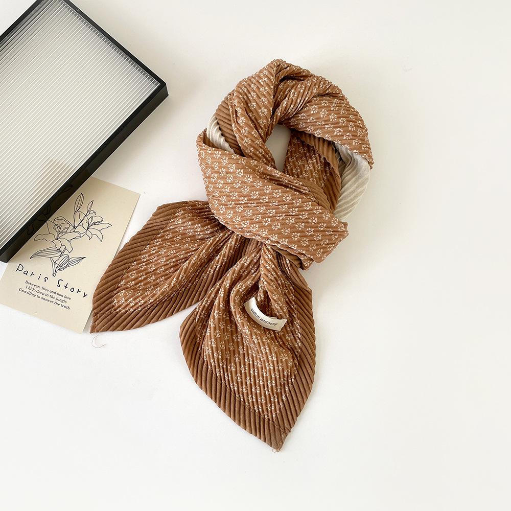 Autumn and Winter Advanced Sense In Wind Scarf Simple Khaki Digital Printing Warm Windproof Pleated College Style Scarf