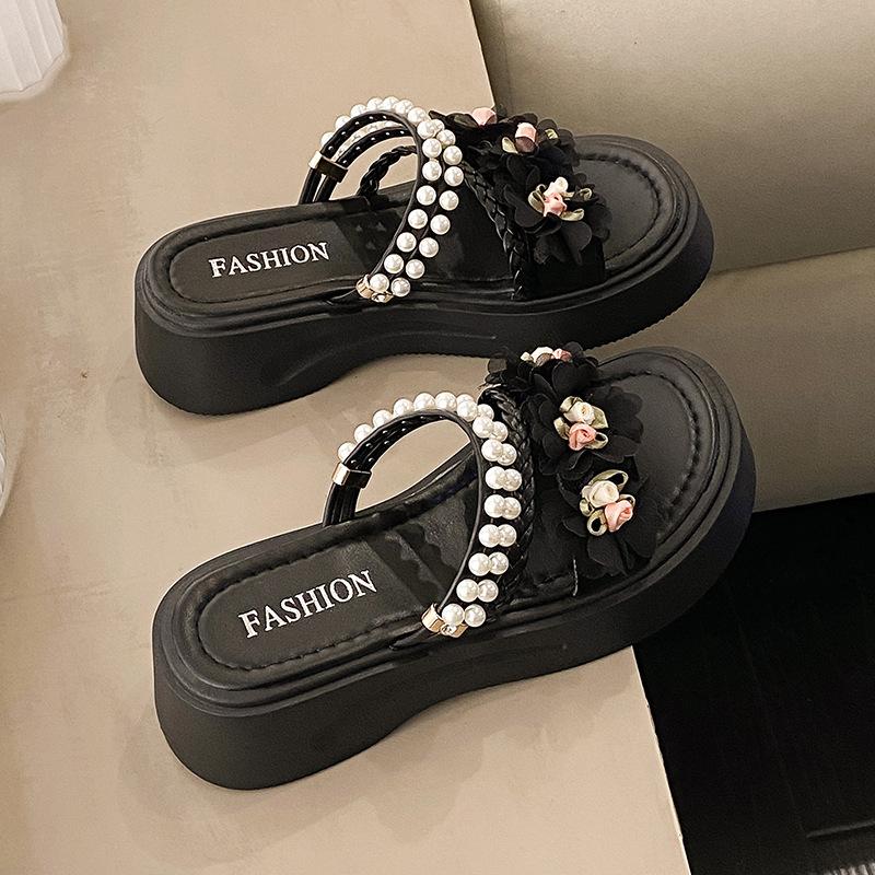 

2025 new pearl beach sandals women s summer wear muffin platform flowers sweet one-word drag fairy wind sandals 40