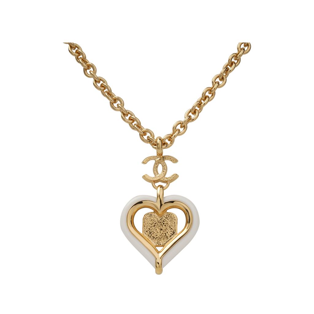 Chanel Double C Fashionable Elegant Heart Pendant Resin Necklace Women Necklace AB9803-B09819-NL545