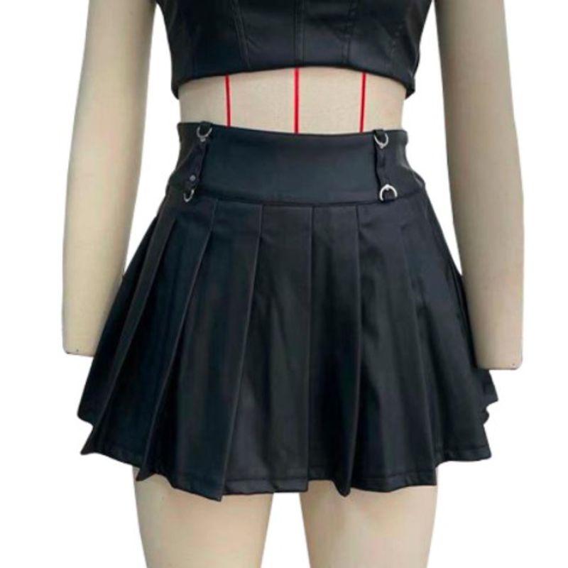 

Черная плиссированная юбка-панель из искусственной кожи Черная плиссированная юбка со вставками из искусственной кожи Black S