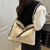 Sac fourre-tout élégant en daim Sac à bandoulière vintage pour les déplacements Mignon Sac à dos bandoulière rétro Filles