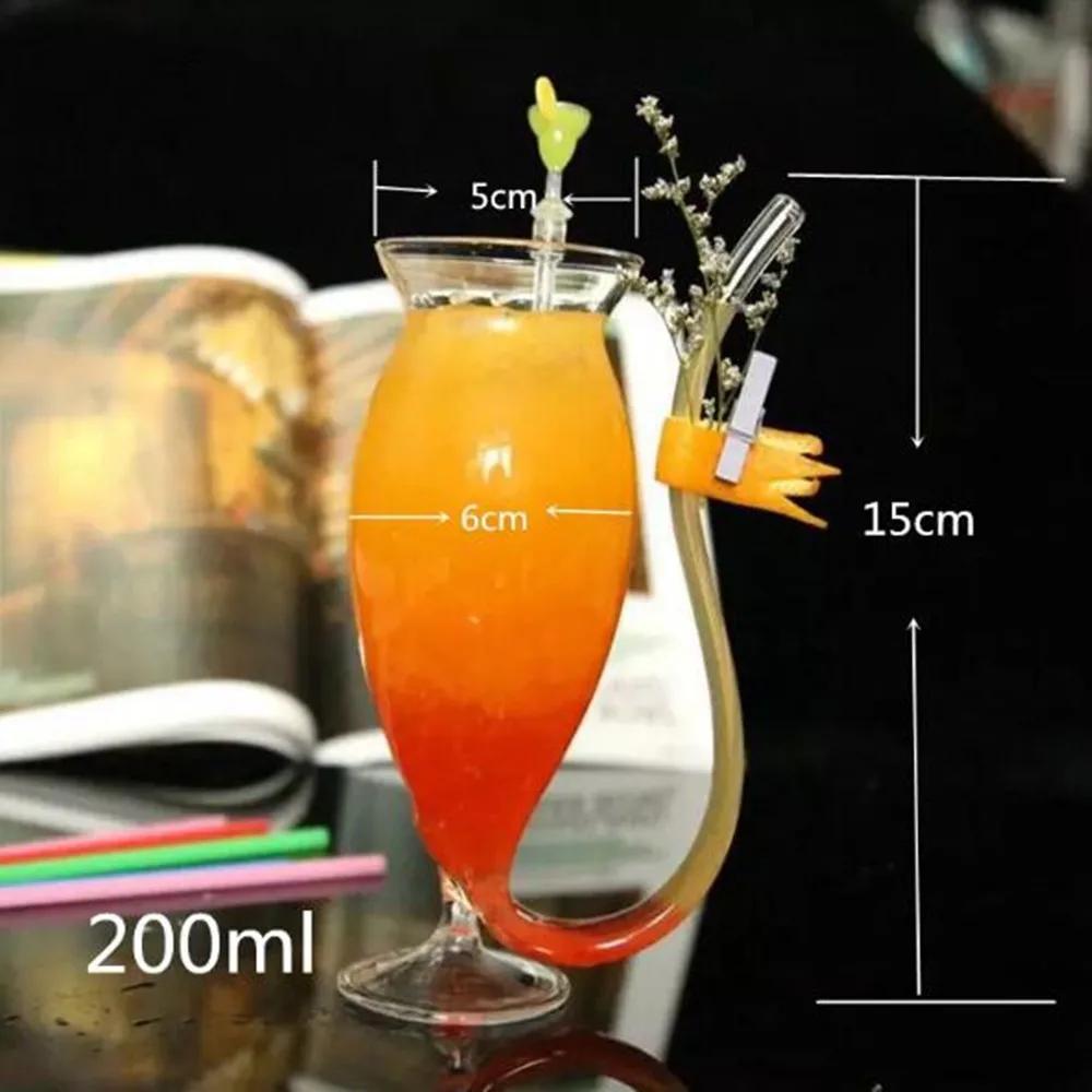 Creative Goblet Glass Mug with Straw for Cold Drink Home Use and Party Night Bar Drinking Wine Glass Juice Glass Squirrel Cup