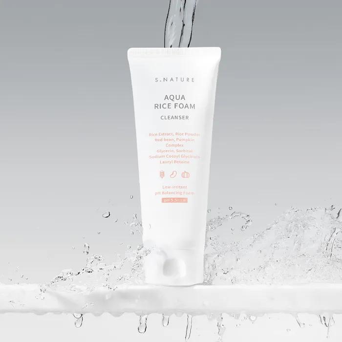 

Esnature Aqua Rice Mildly Acidic Cleansing Foam 160ml