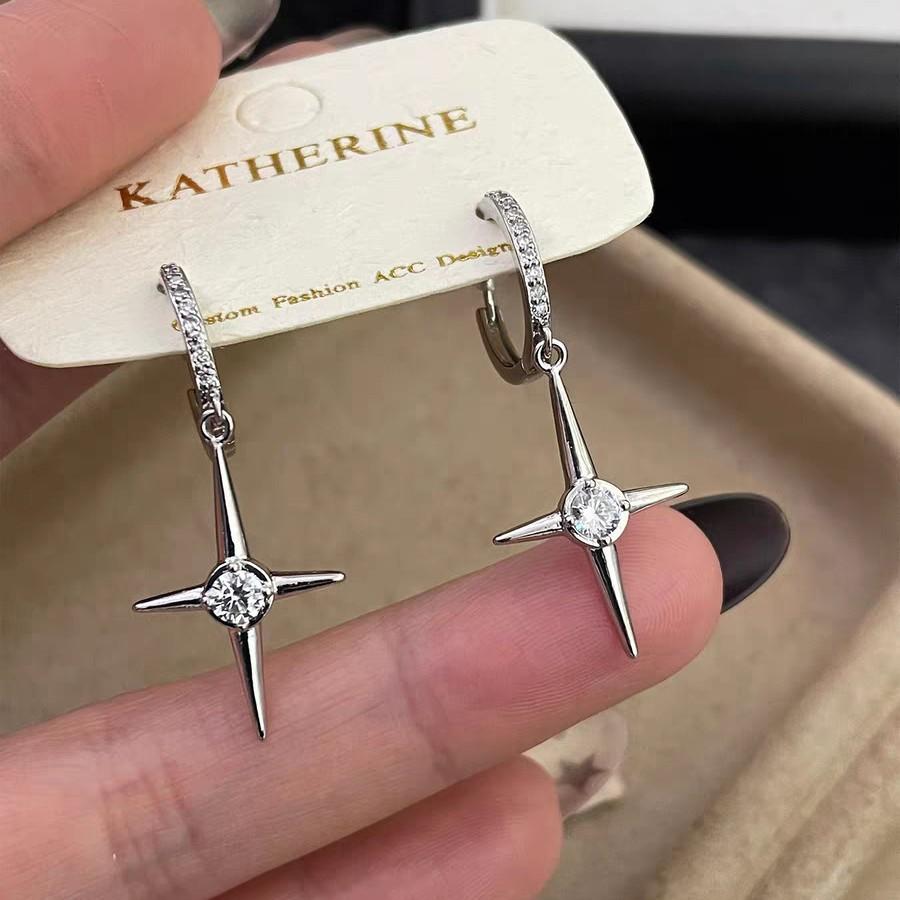 

High-end cross earrings, new popular light luxury niche temperament, unique earrings, autumn and winter earrings, ear buckles