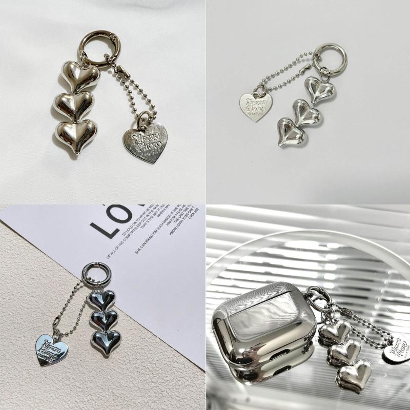 Y2K Silver Heart Pendant Keychain Pendant Cute Bag Charm Alloy Material Bag Jewelry Backpack Charm for Phone Bag Camera