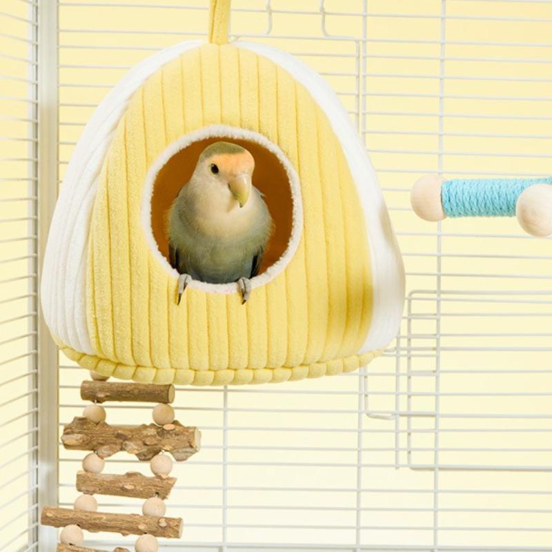 1Pcs Parrot Warm Nest Winter Bird House Thickened Fluffy Hanging Bed for Budgies Cockatiels Cold Weather Safety