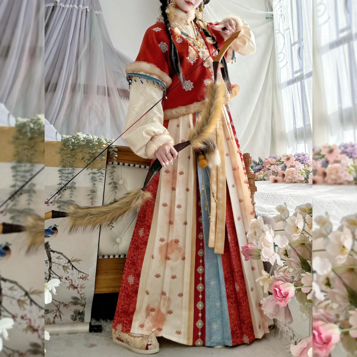 Chinese Tang Dynasty Style Hanfu Provides