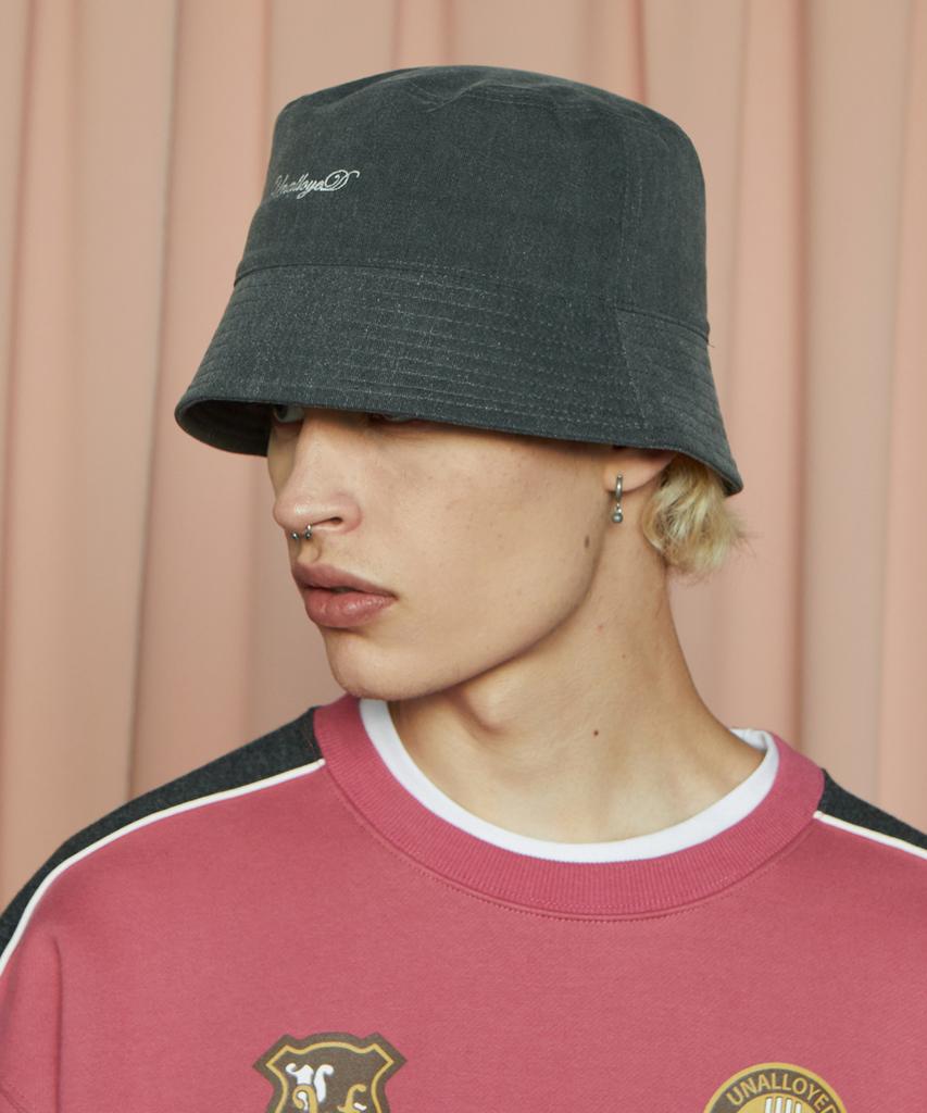 UNALLOYED Logo Bucket Hat / Charcoal