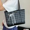 Women's Shoulder Bag Women's 2025 New Trendy Fashion Tote Bag Versatile Large-capacity Plaid Underarm Commuter Bag