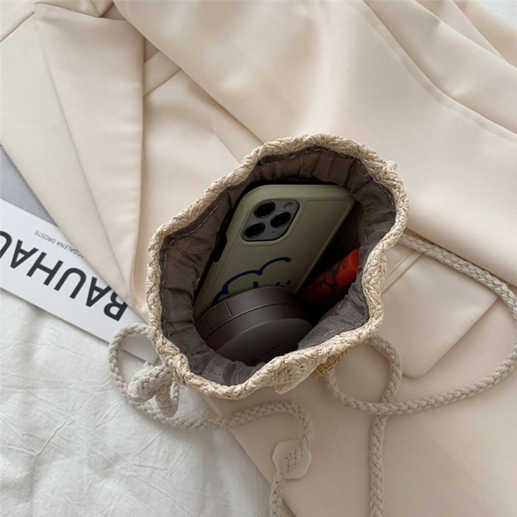 Fashion Drawstring Straw Messenger Bag Crossbody Handbag Summer Shoulder Bag Flower Straw Bucket Bag for Photo Shooting