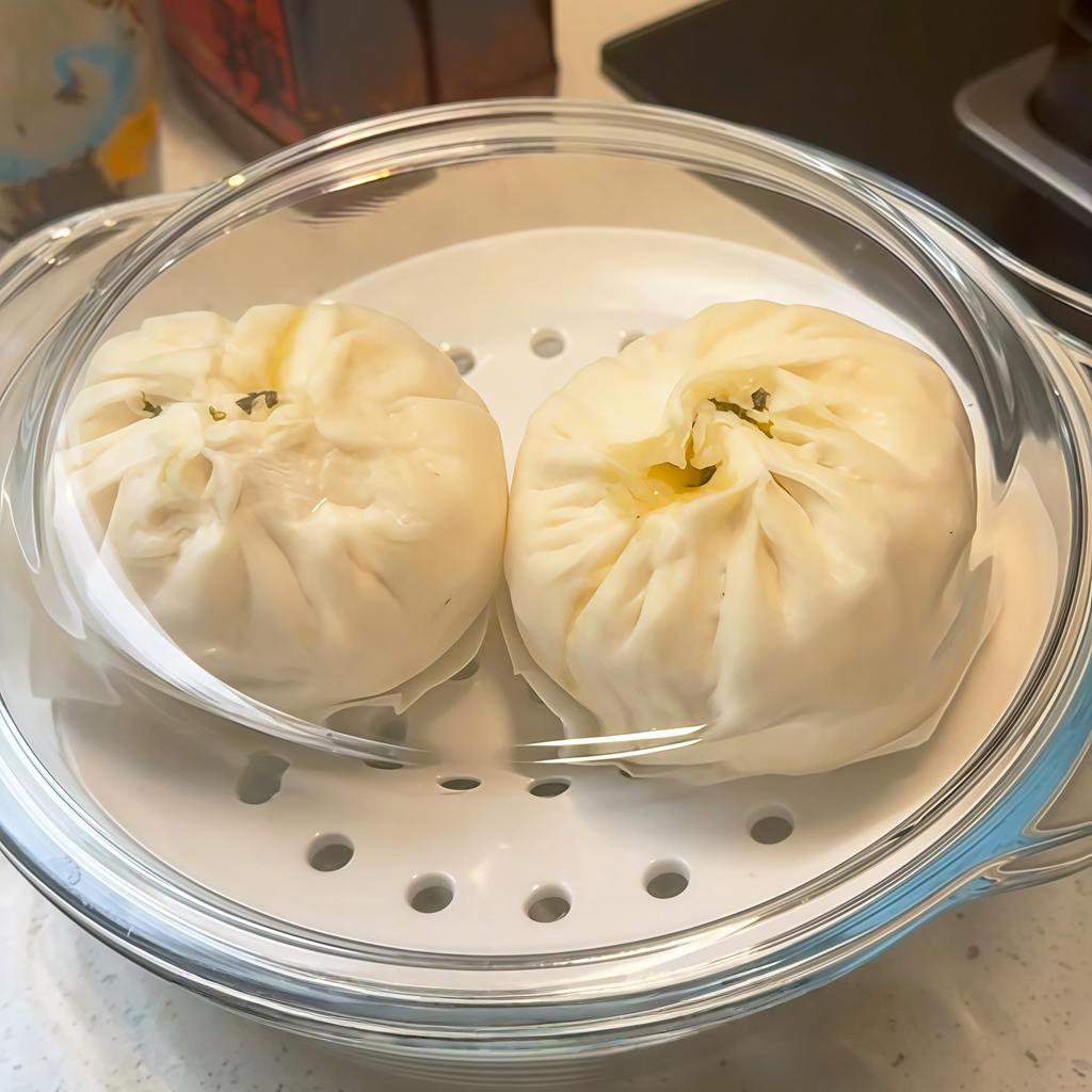 Ceramic Microwave Steamer Plate with Fine Pores - Universal Food Grade for Steaming Seafood, Fish, Buns, and More.