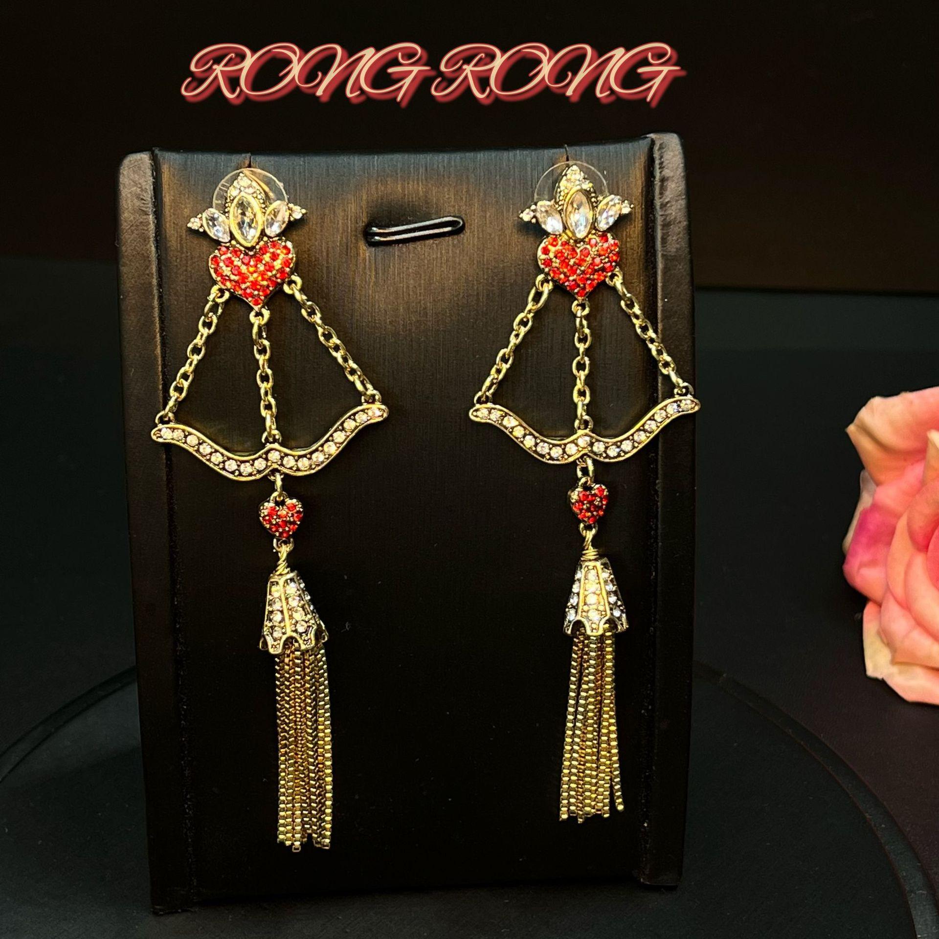 Vintage American HD Cupid s Arrow Red Love Tassel Earrings Return Unique Heavy Industry