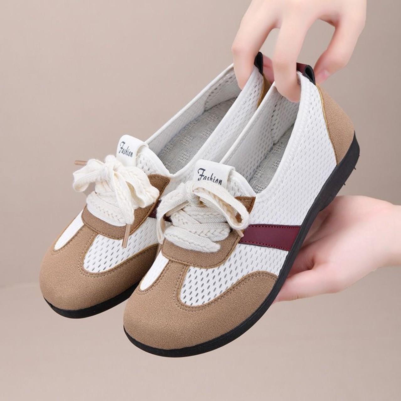 

Fashion Wholesale Women s Mesh Shoes Summer 2025 Casual Sneaker Lightweight Soft Bottom on-slip Net Shoes Fashion Nude Shoes Mix Orders 36