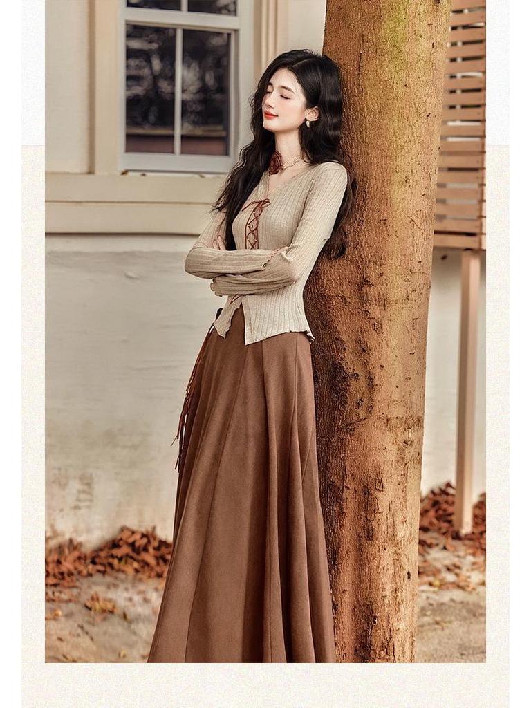 Women's Slim-Fit Knit Top & Long Velvet Skirt Two-Piece Set for Spring & Autumn