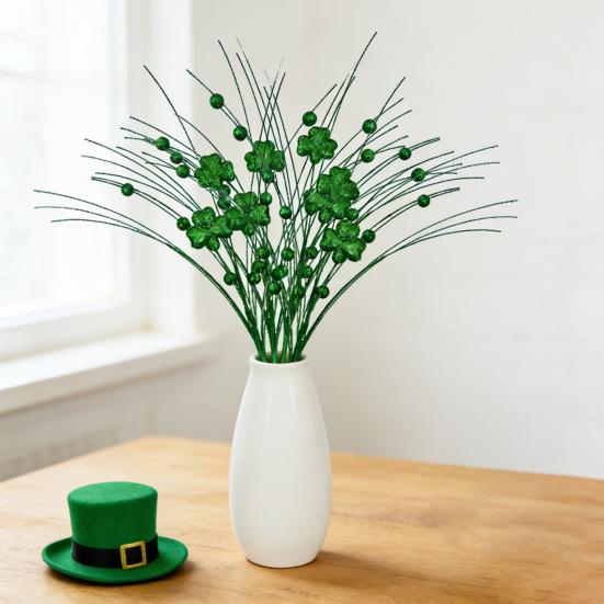 St. St. Patrick's Day Künstlicher Klee-Stecker Blume Simulierte Klee-Stange Floraler Stecker Künstliche Blumenanordnung Tischmittelstück Festival Party