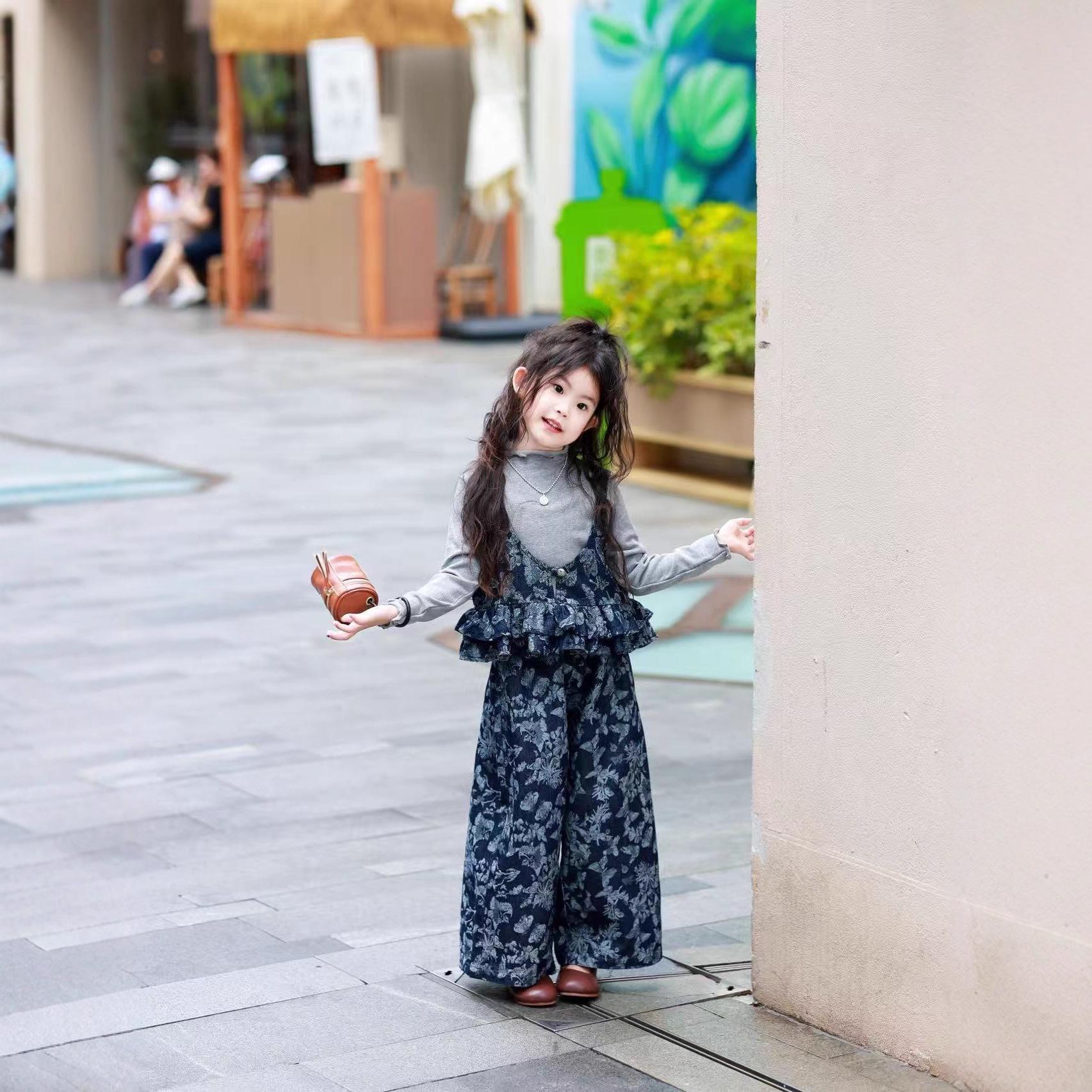 

Libala Kids Girls Autumn Floral Denim Camisole Top & Wide-Leg Pants Set 140; Ships in 25 days