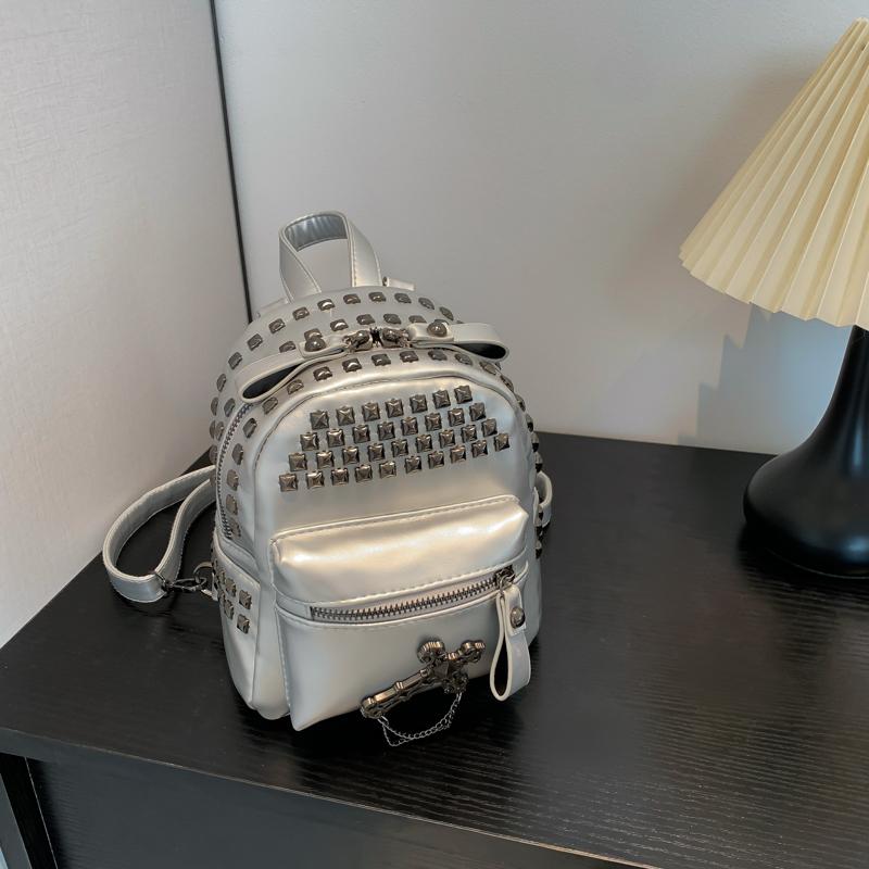 

Рюкзак из цельного ПУ с заклепками для женщин, высокое качество, панк-характер, супер крутые сумки на плечо и через плечо