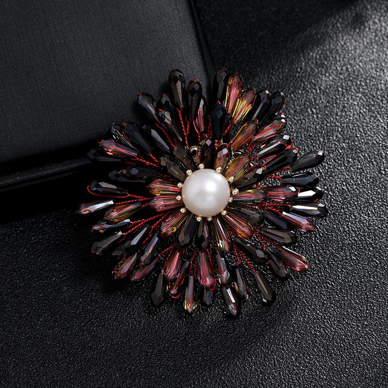 

Премиальная брошь-снежинка из кристаллов ручной работы, натуральный пресноводный жемчуг, высококлассная женственность, элегантная брошь, роскошная булавка