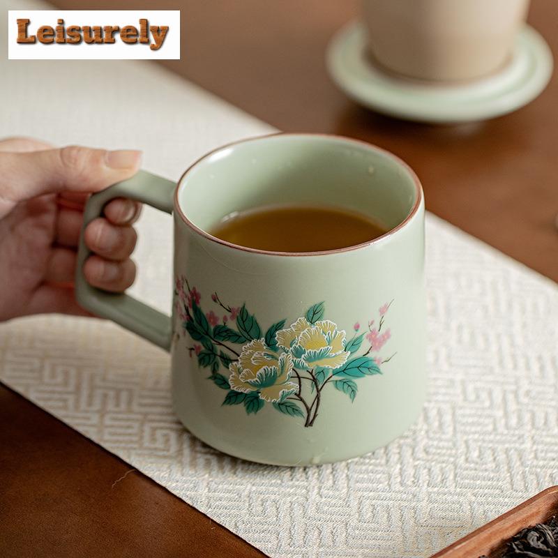 400ml Exquisite Pea Green Ru Kiln Porcelain Work Office Mug Hibiscus Mutabilis Filter Tea Separator Cup Personal Cups Gift Box