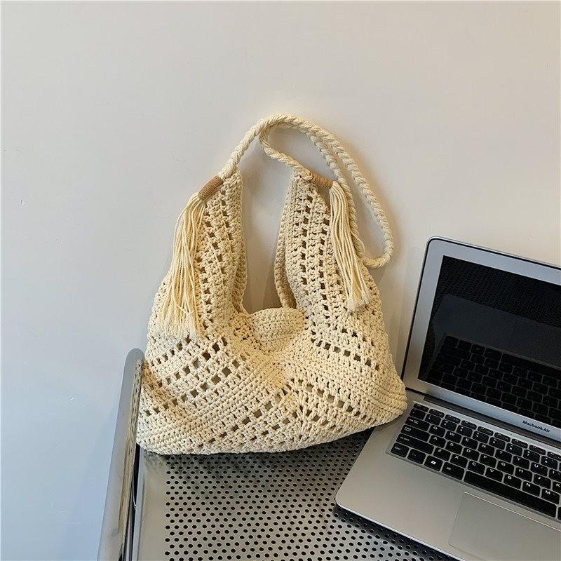 Chic Fashionable Knitted Shoulder Bag For Women In Brown And Beige Colors For Everyday Use
