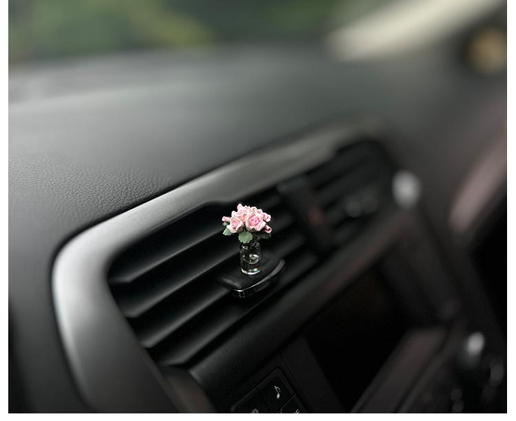 Sevimli Araba İç Dekorasyonu Mini Gül Ayçiçeği Vazo Oto Orta Konsol Dekorasyonu Süsler Araba Hediyeleri Aksesuarlar