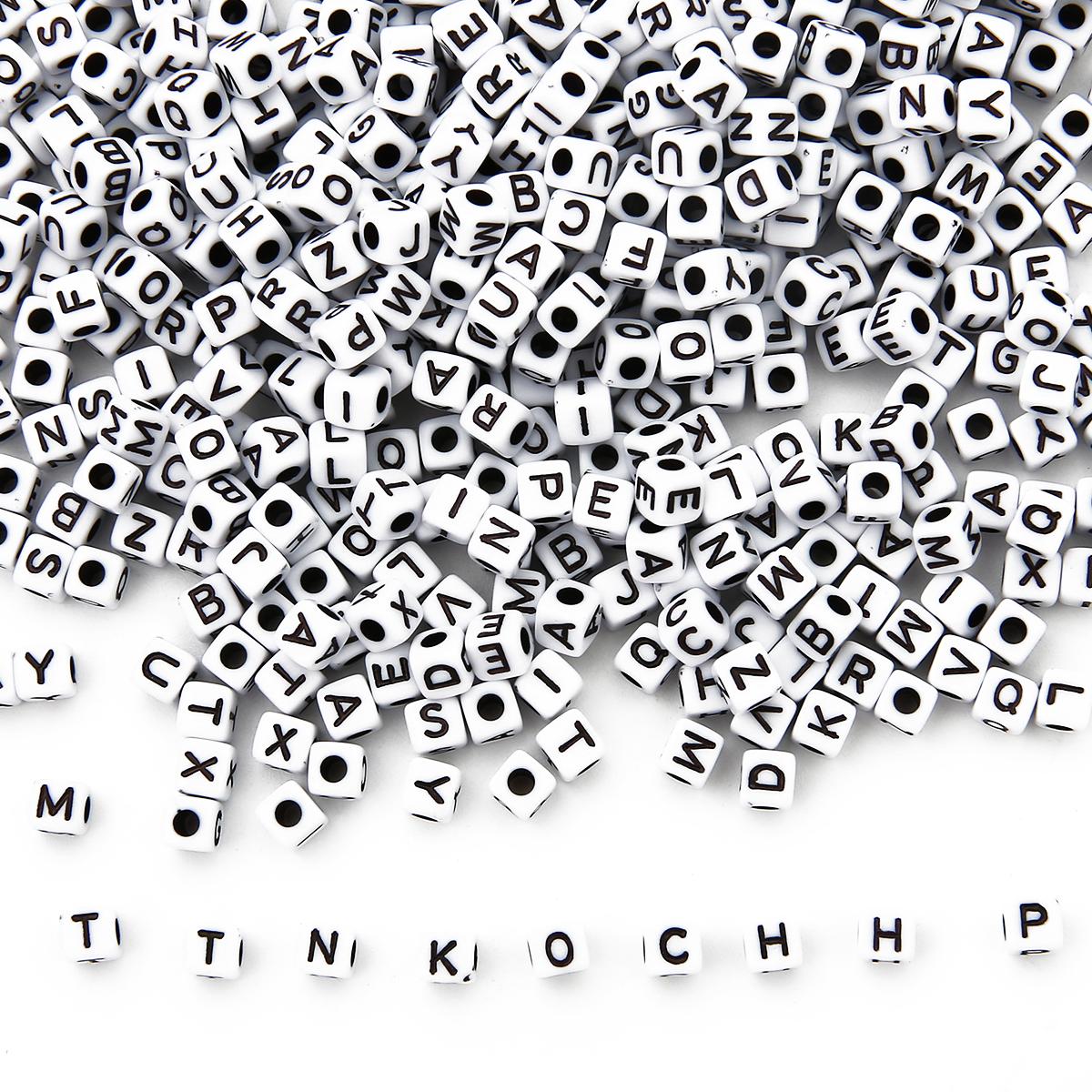 

100/200 шт. Багато видів акрилових квадратних намистин алфавіту з цифрами для виготовлення ювелірних виробів браслета і намиста своїми руками 5x5mm 200pcs