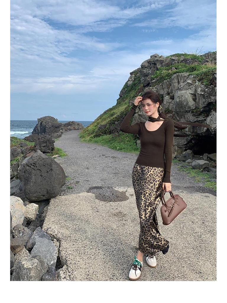 Leopard Velvet Metallic Silver Glitter Dress Fabric - Fashion Costume Performance Material