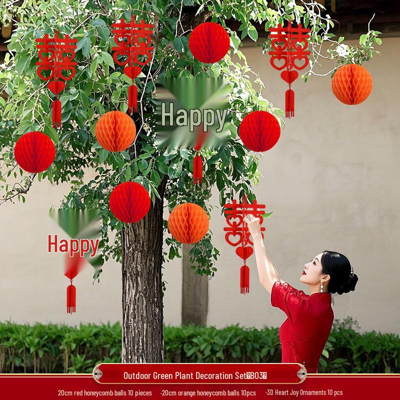 Rustic Courtyard Lantern Pendants for Tree Decoration - Wedding and New Home Outdoor Ornaments