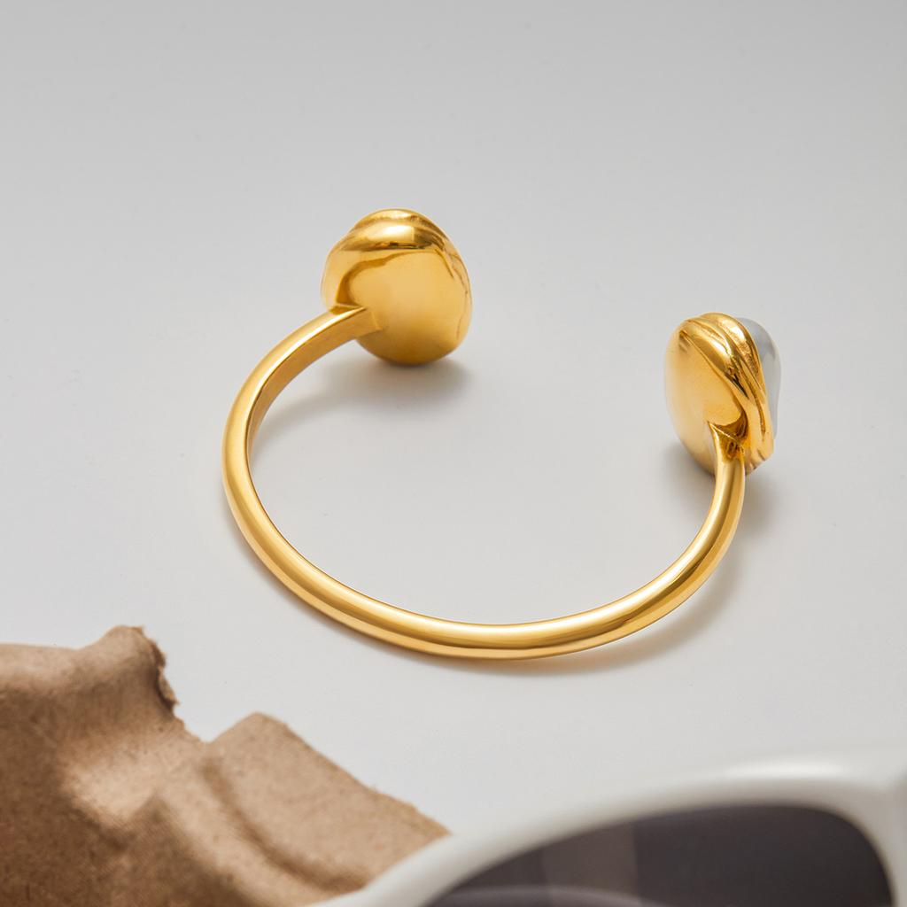 Yori Distinctive Special Shaped Resin Pearl Open Bracelet Bangle 18K Gold Plated Fashion Women Trendy Jewelry Gifts Bijoux